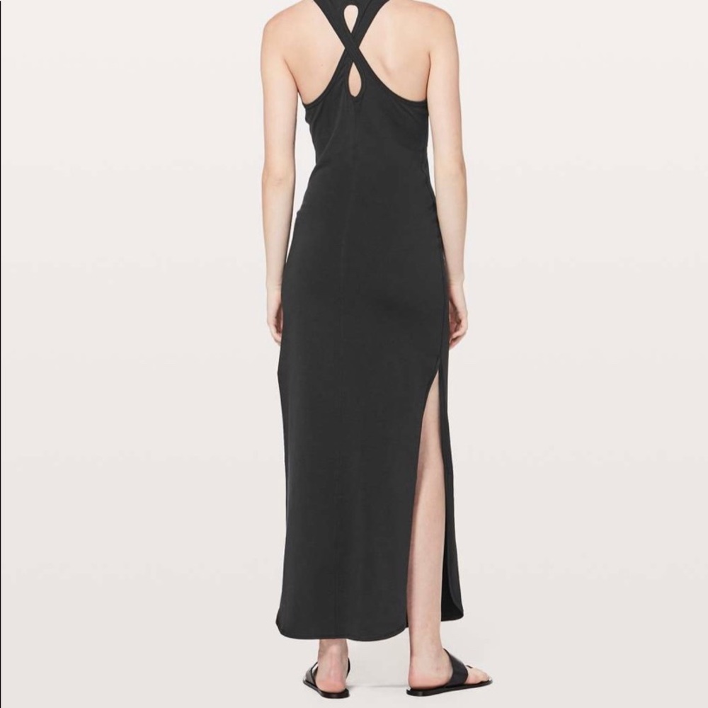Lululemon side slit rejuvenate cris cross dress
